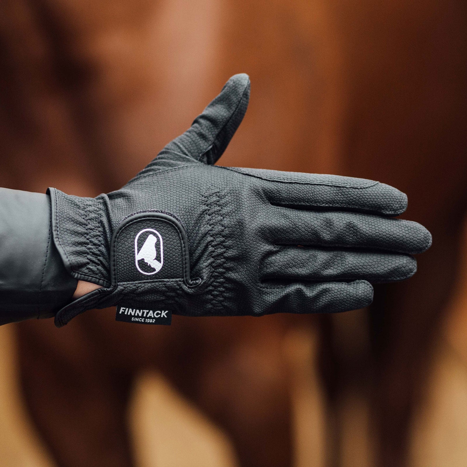 Finntack Pro Orlando synthetic leather gloves Racing Tack