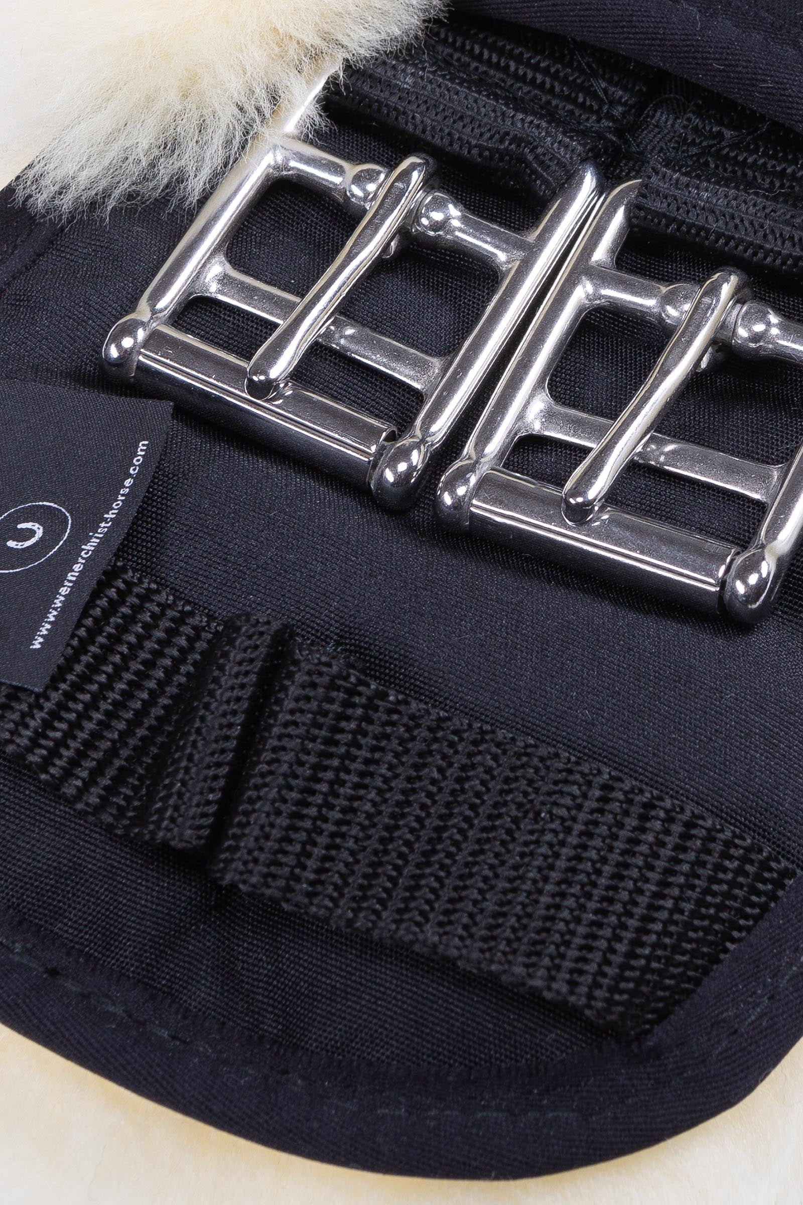 Pack shot 2