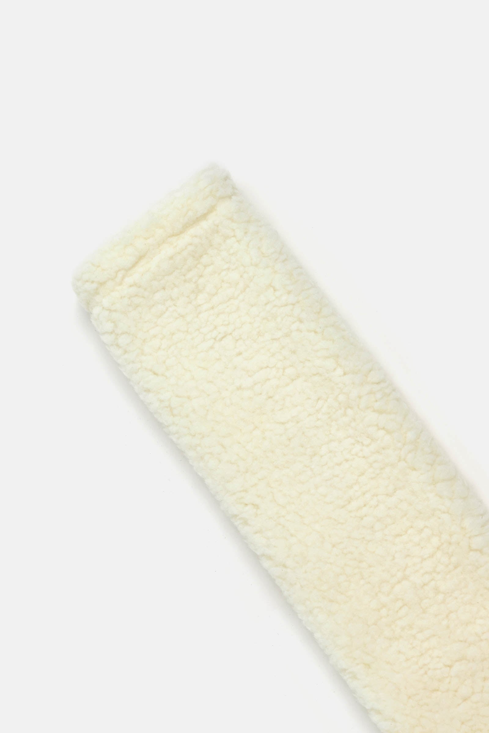 Pack shot 2