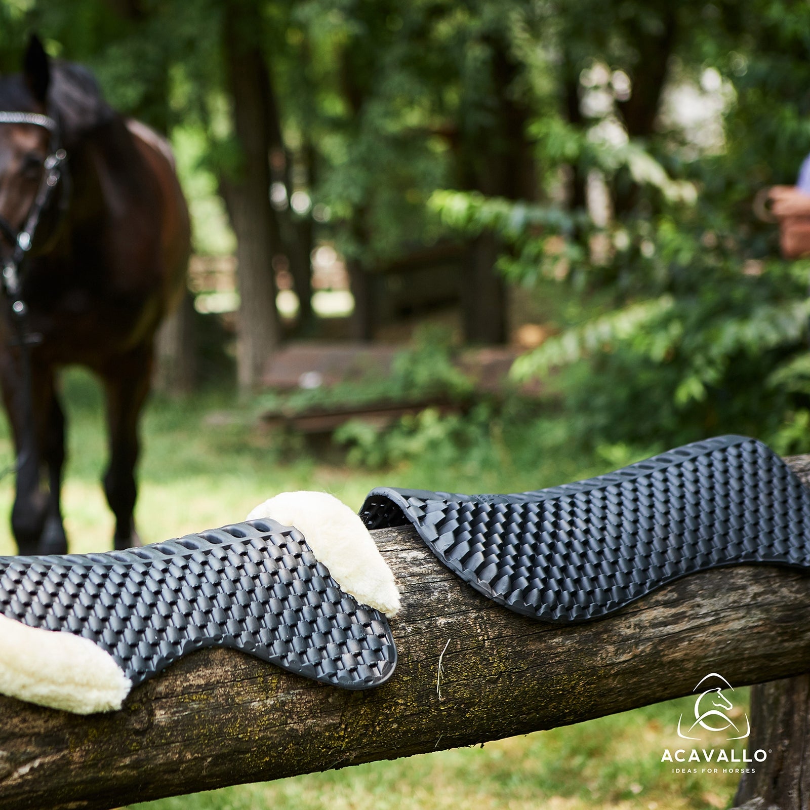 Acavallo Piuma Feather Light Pad & Front Riser Saddle Pads