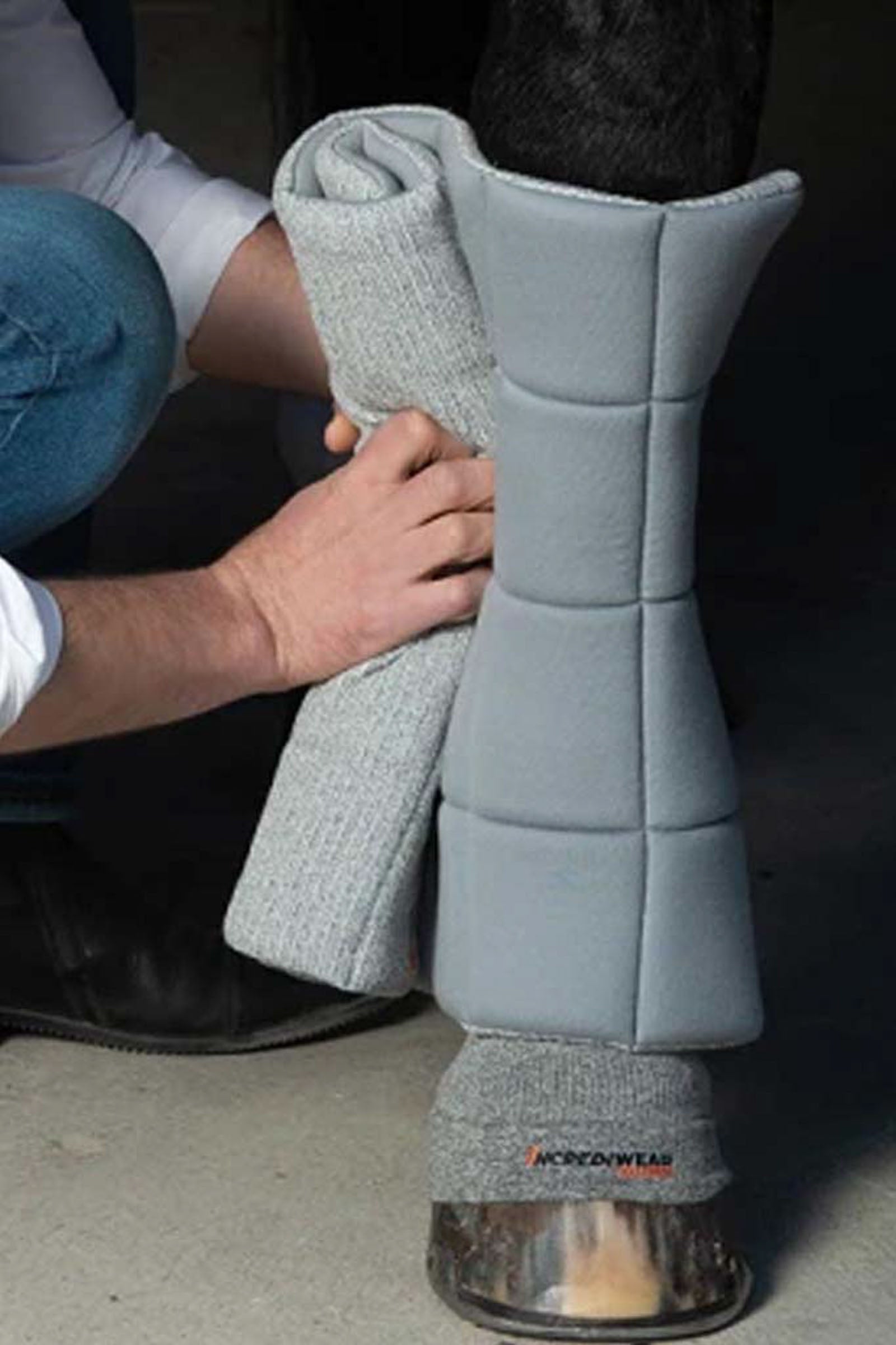 Incrediwear Equine Circulation Standing Wraps 41cm (Pair) Leg & Hoof Protection