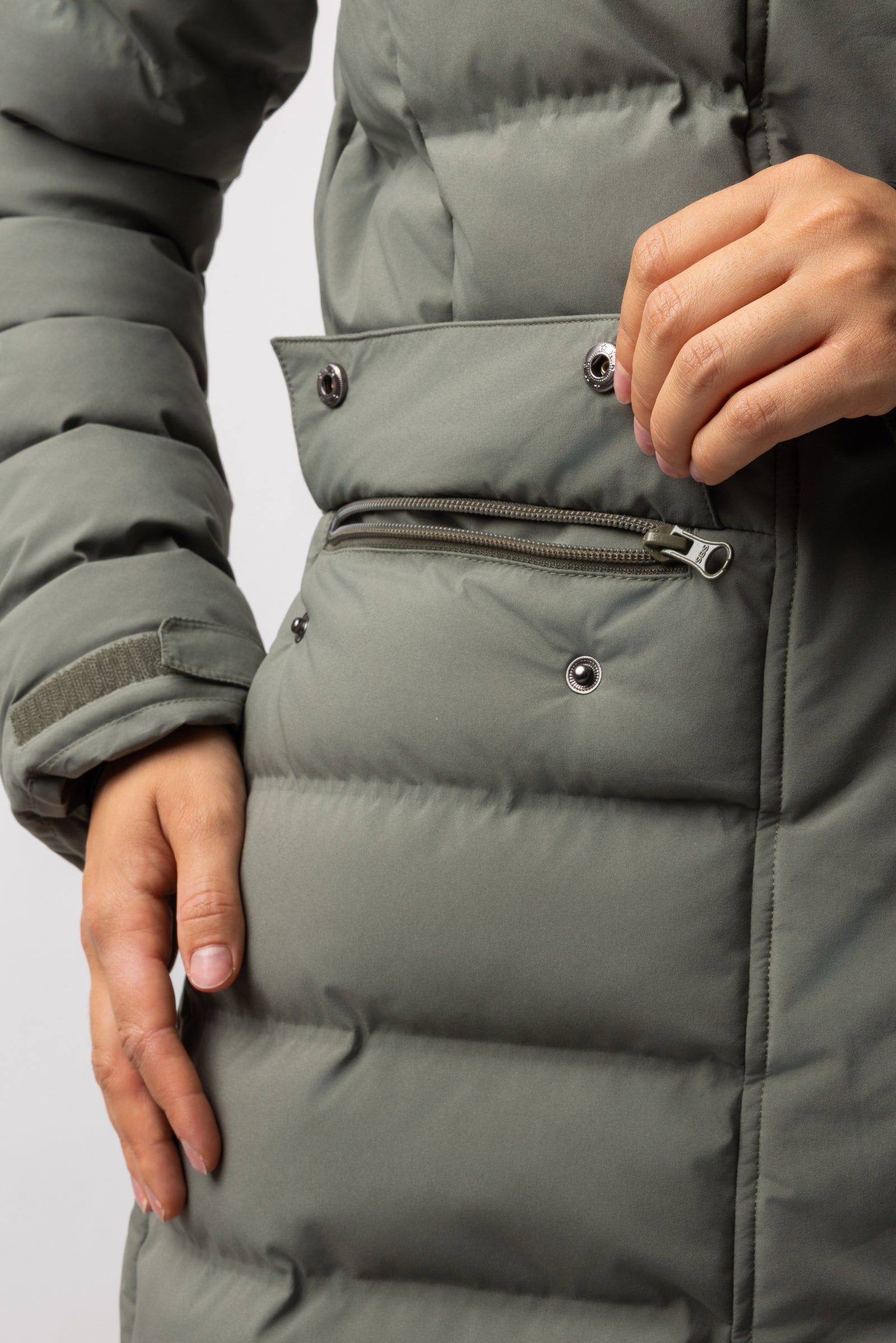 B Vertigo Celeste Women's Waterproof Parka Riding Jacket Women’s Riding Clothing