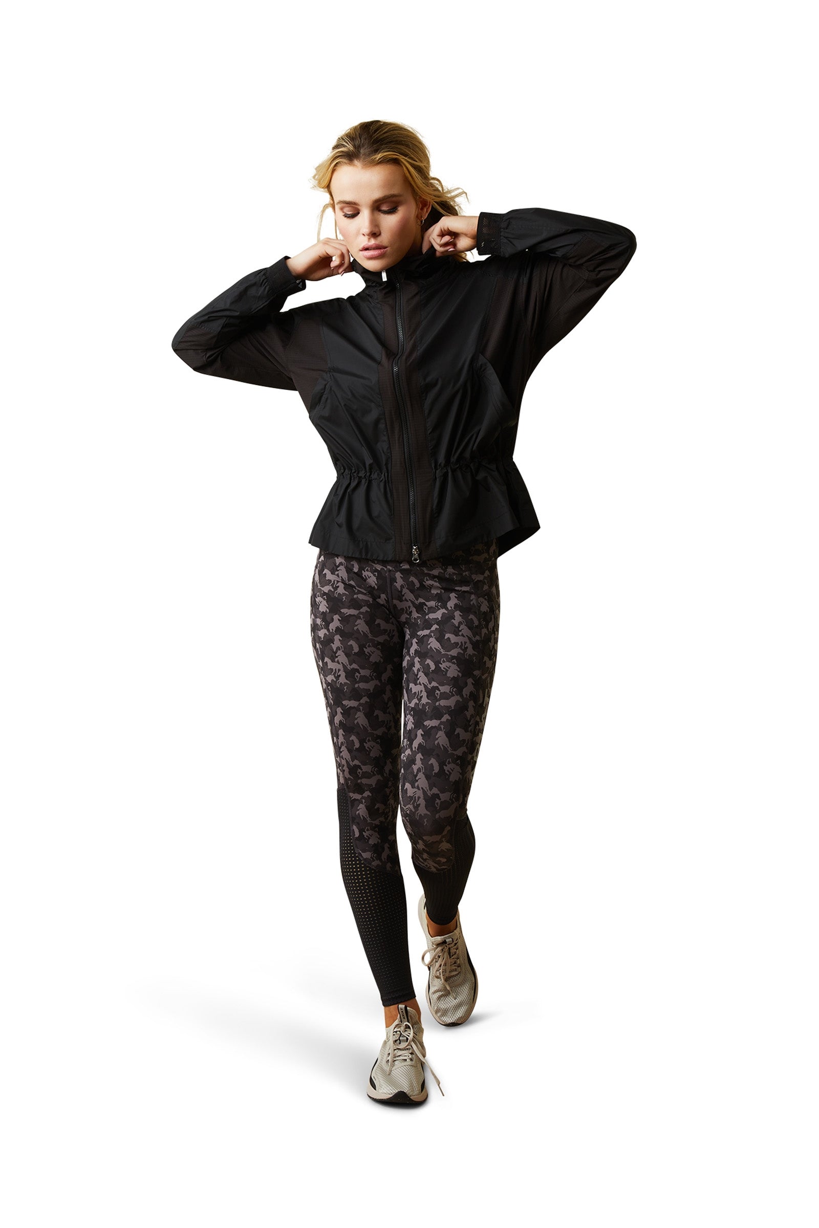 Model shot 9