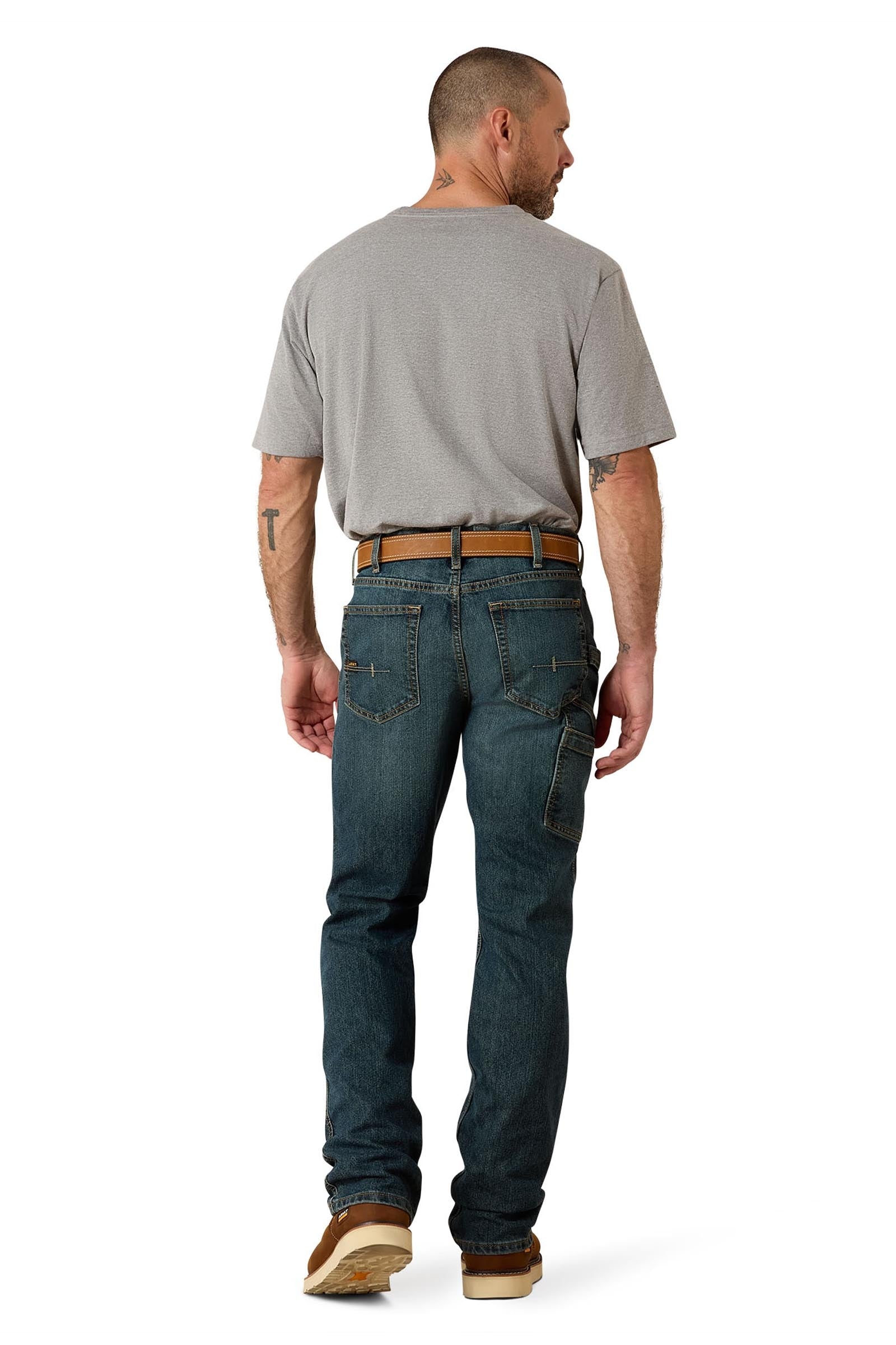 Model shot 2