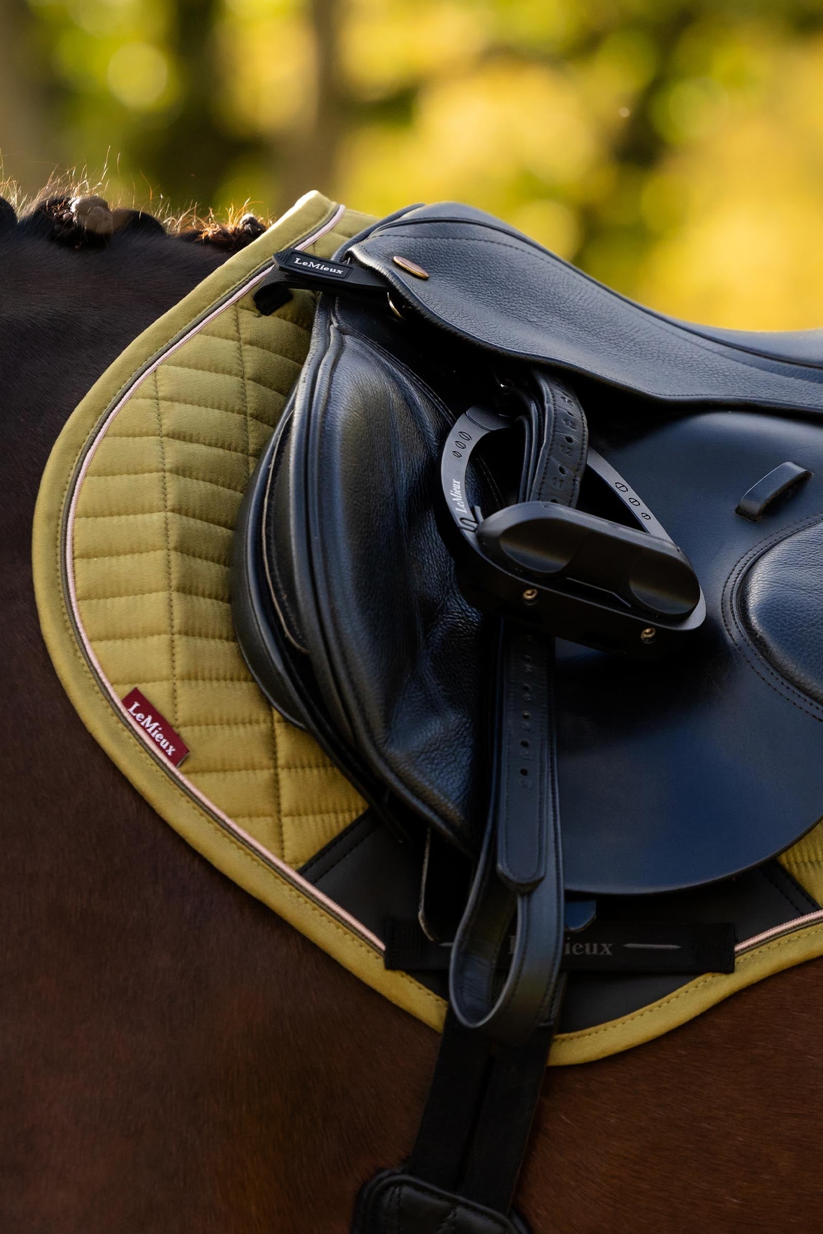 LeMieux Lemieux Suede Close Contact Square Saddle Pad Saddle Pads