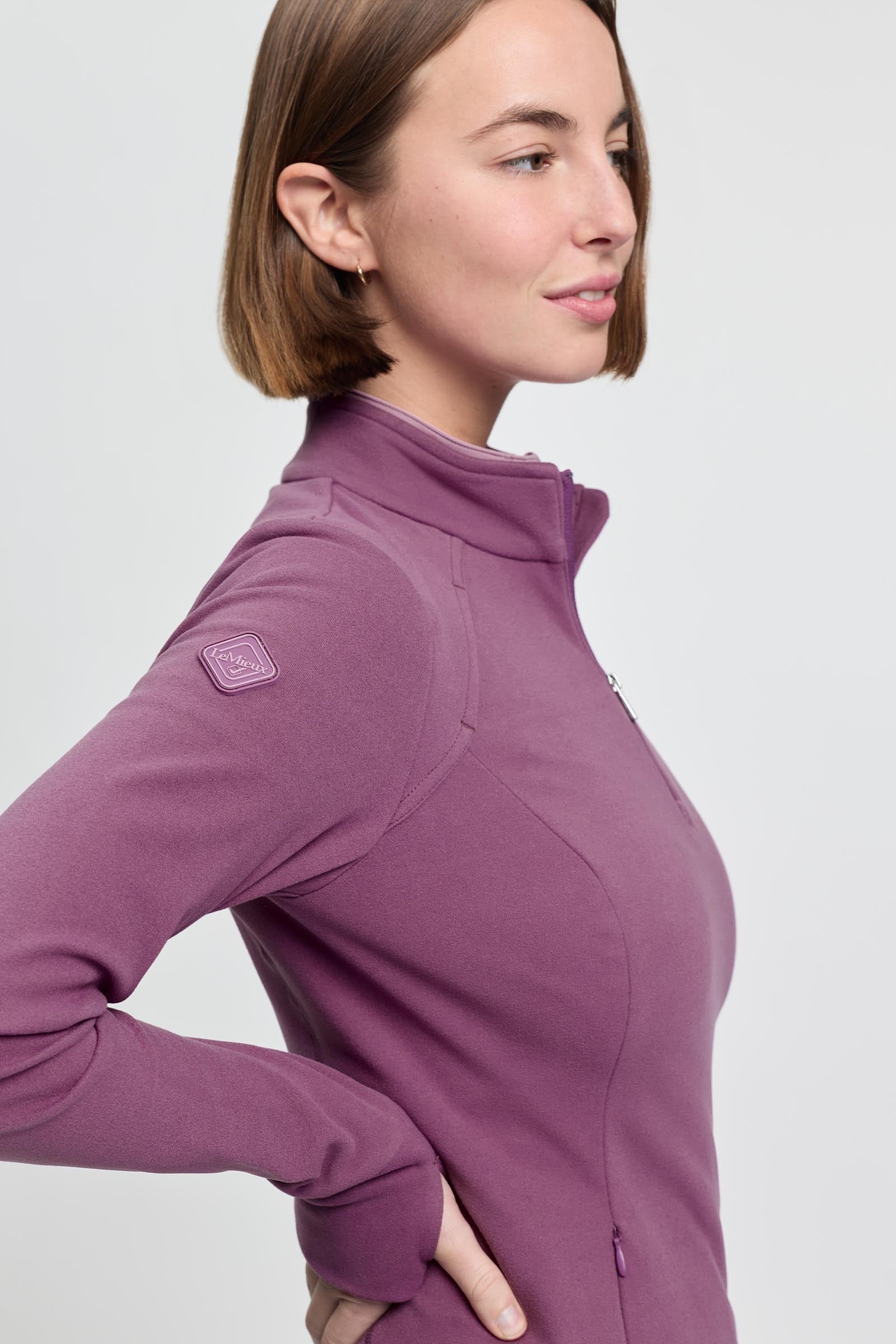 Model shot 6