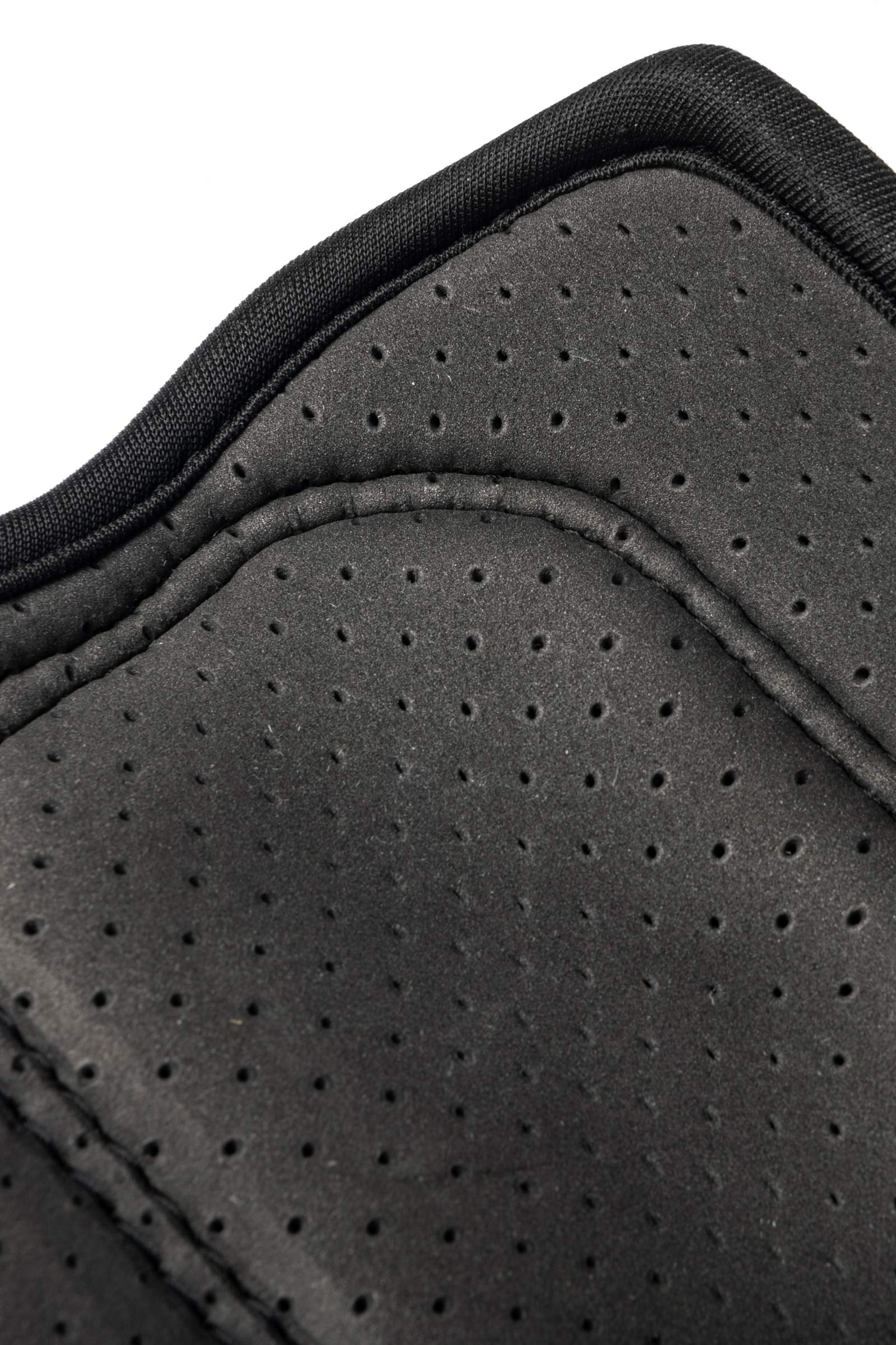 LeMieux Carbon Air XC Boot Front Leg & Hoof Protection