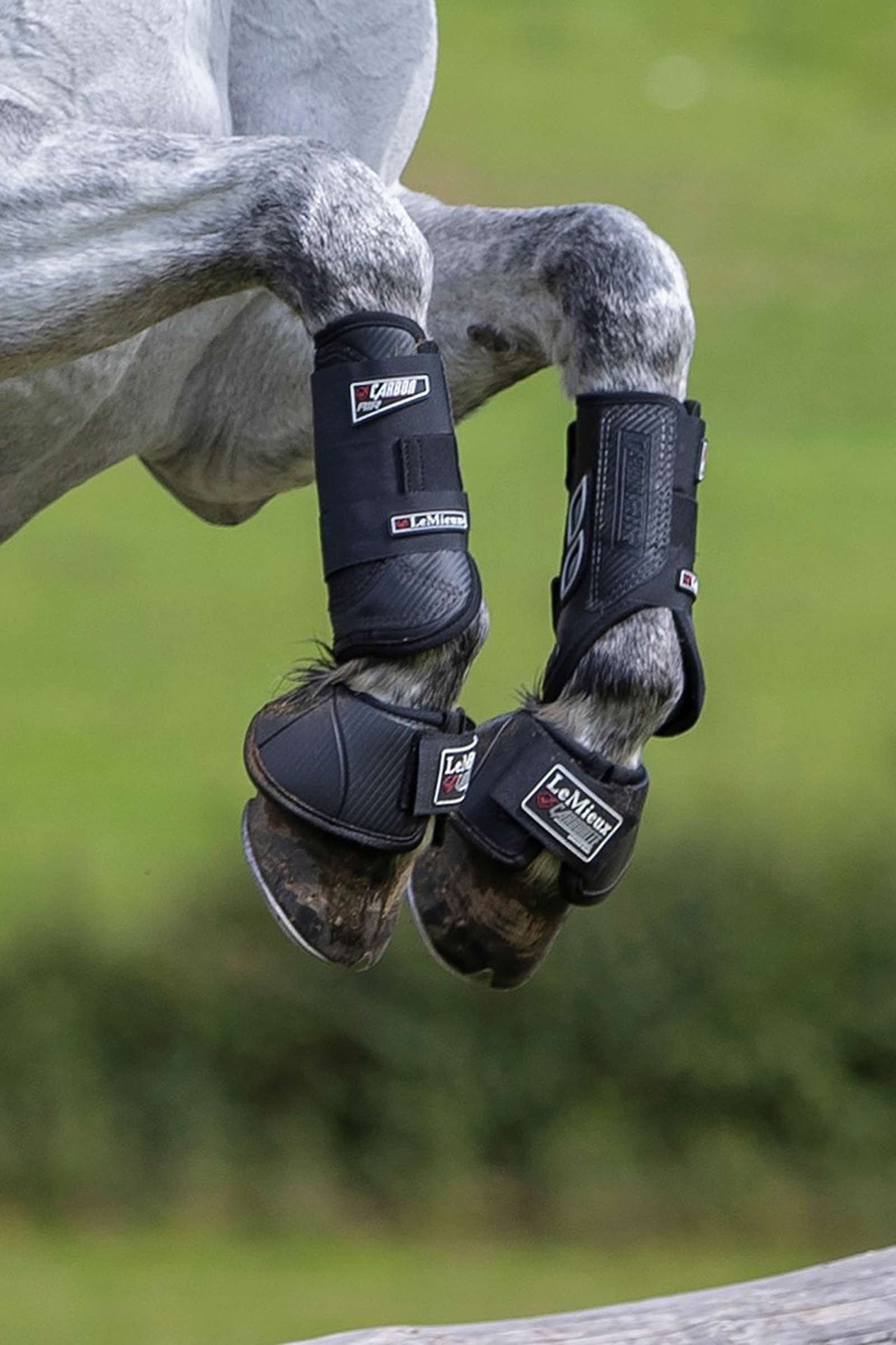 LeMieux Carbon Air XC Boot Front Leg & Hoof Protection