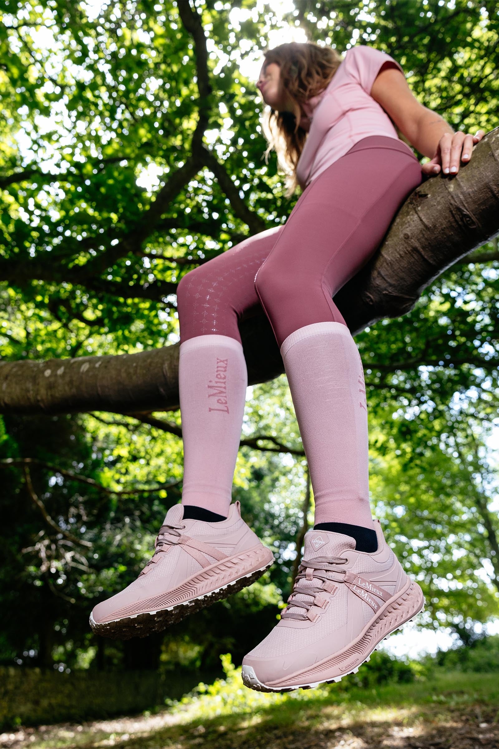 Lifestyle shot 1