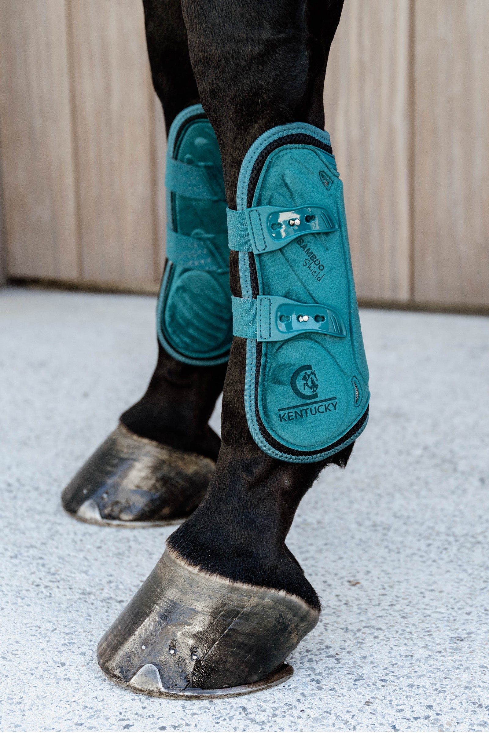 Kentucky Horsewear Bamboo Elastic Velvet Tendon Boots Leg & Hoof Protection