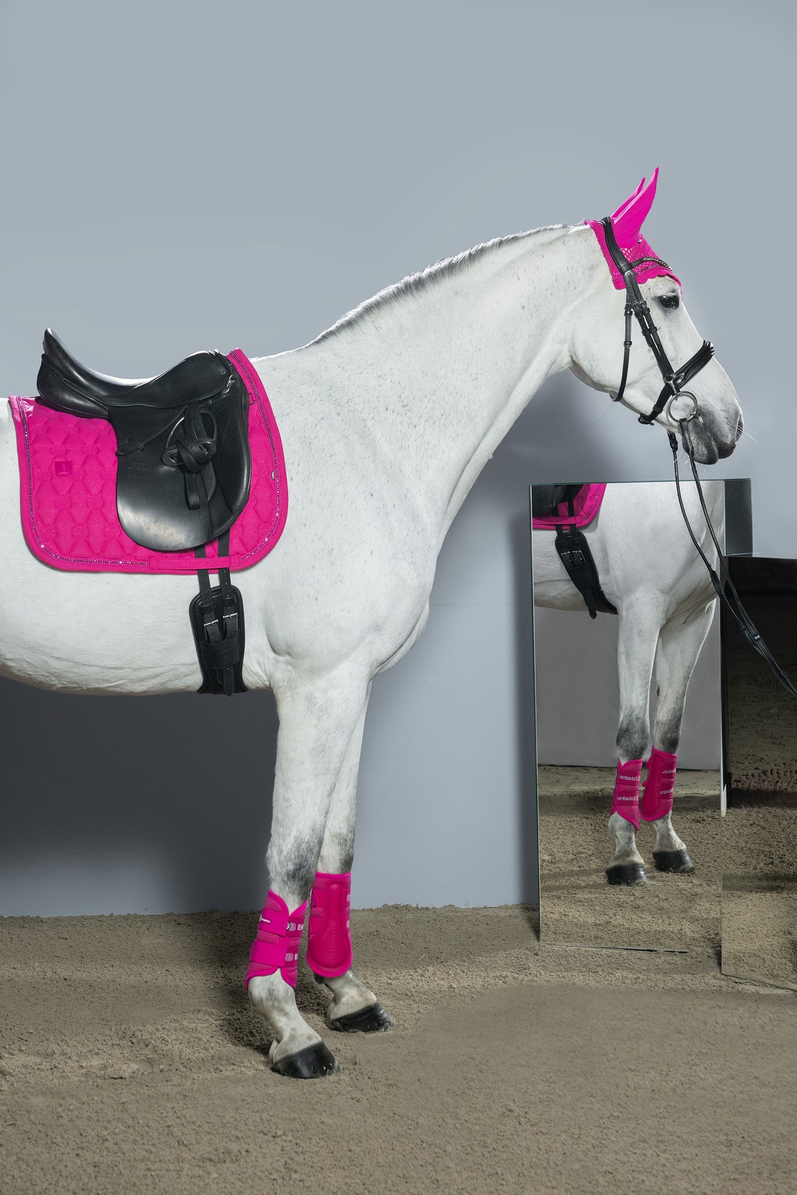Eskadron Dynamic AW26 Crystal Fly Hood Saddle Pads