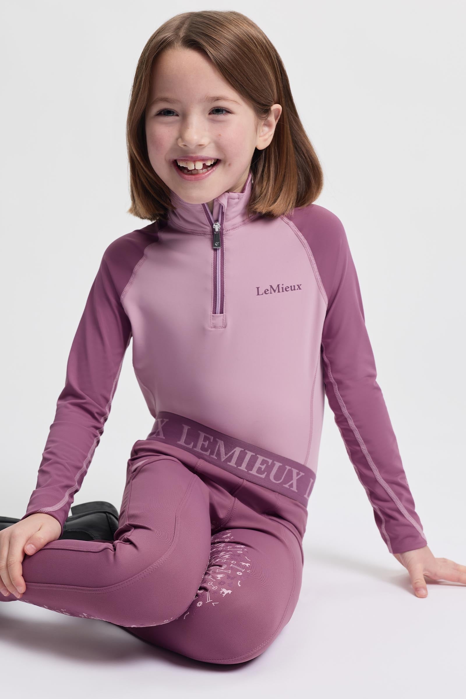 Model shot 4