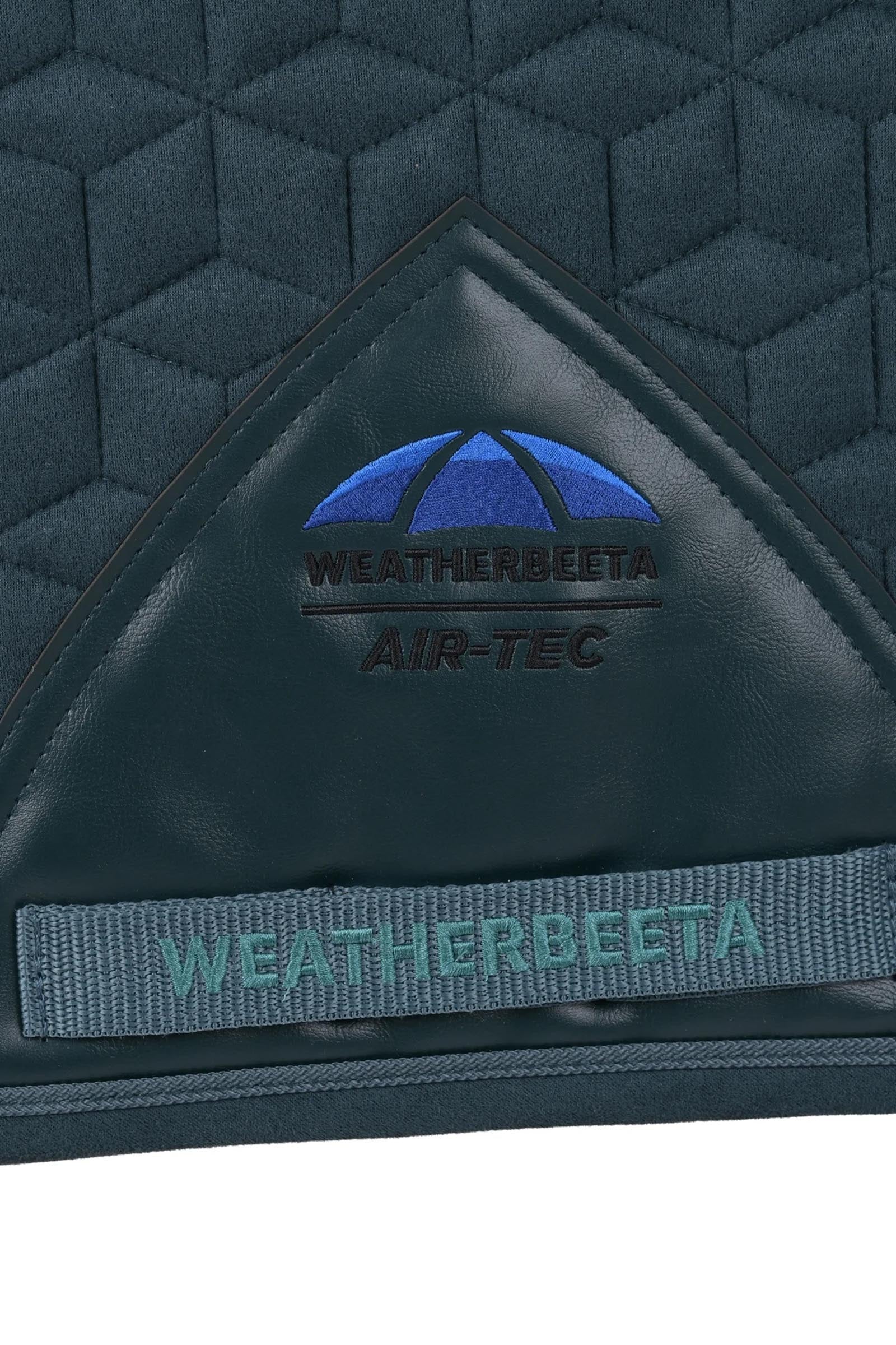 Pack shot 4