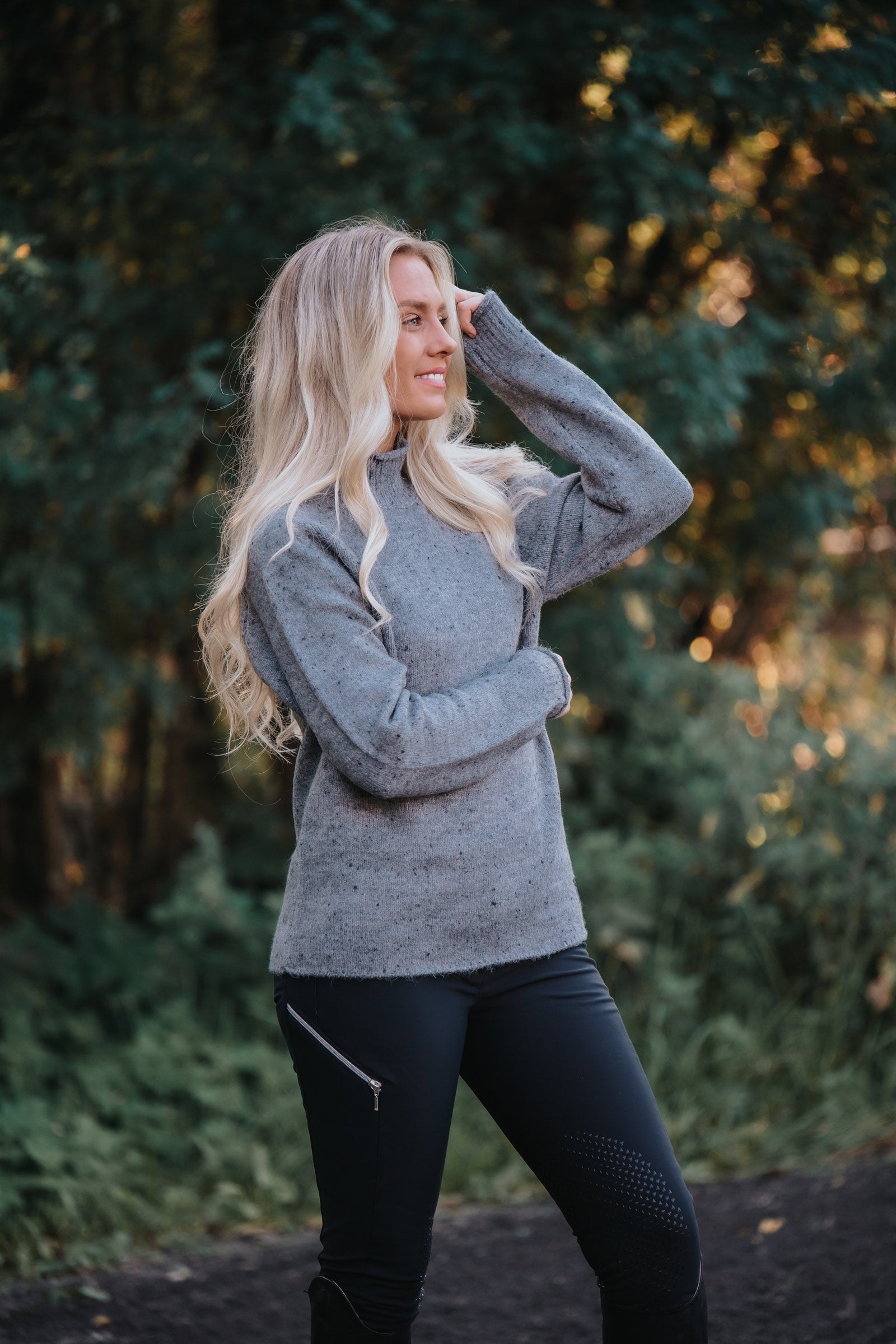 Mountain Horse Crew Pullover Women’s Riding Clothing