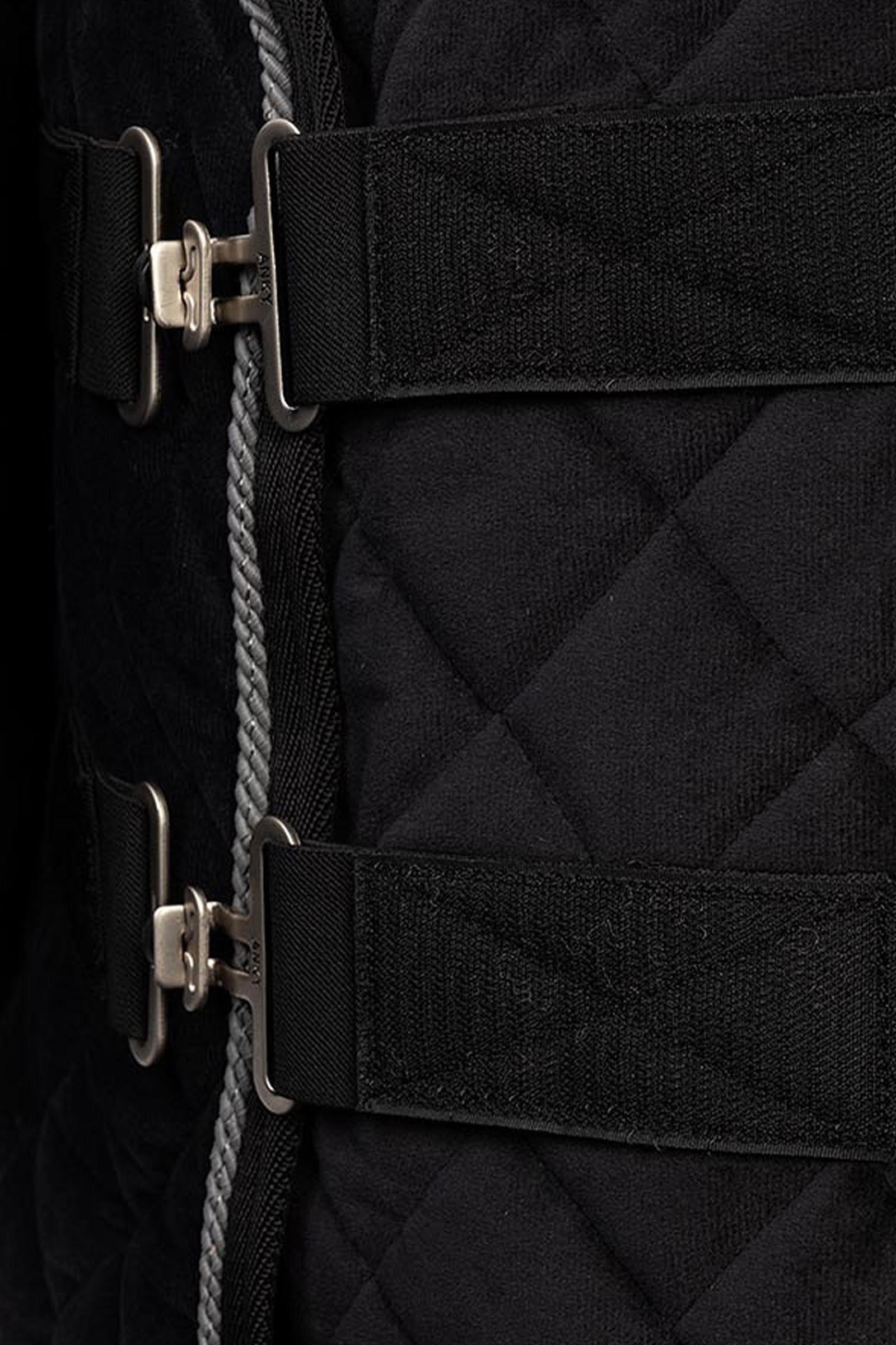 Pack shot 2