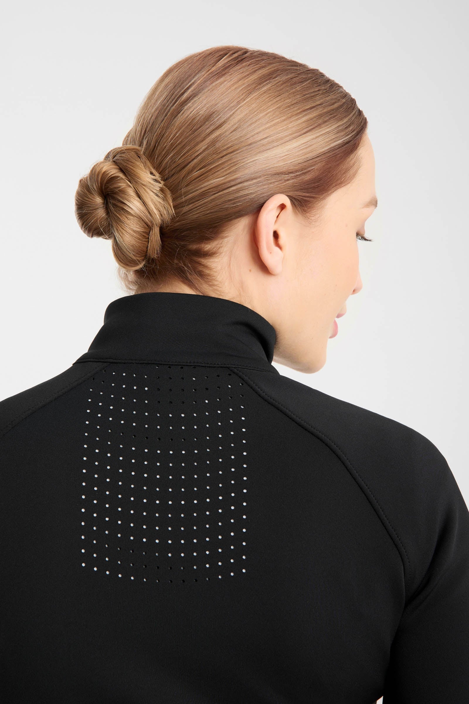 Horze Viveka Women´s Perforated TrainingJacket Women’s Riding Clothing