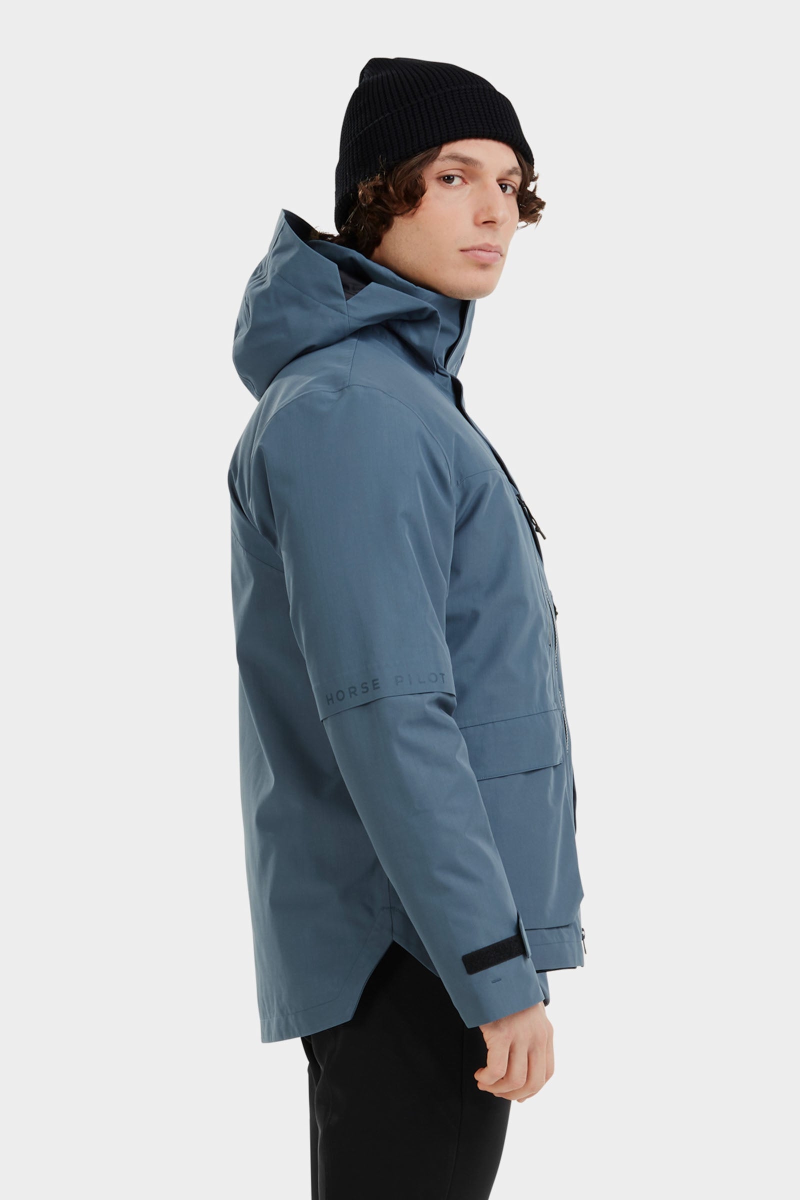 Model shot 2