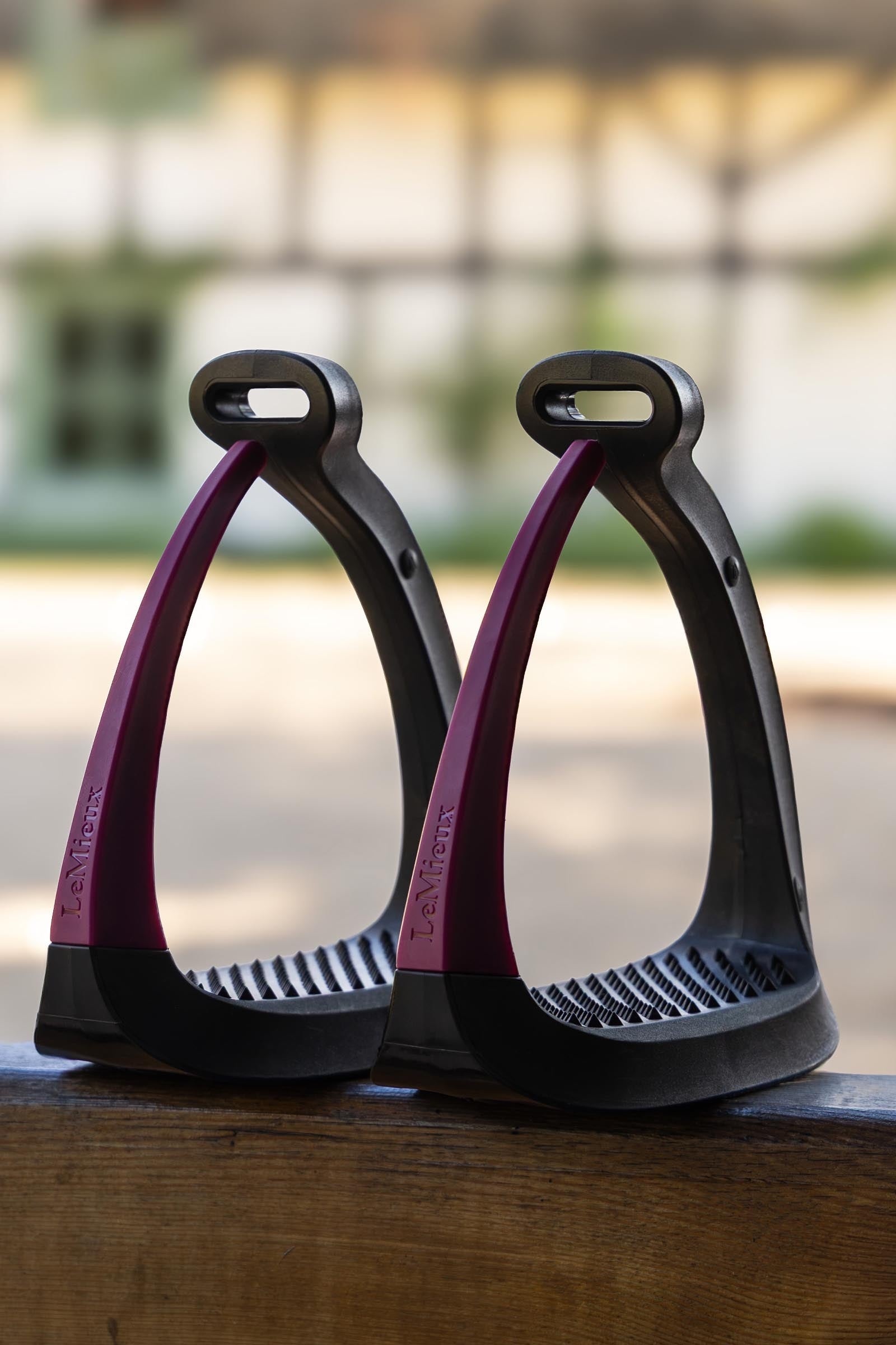 LeMieux VectorFlex Stirrup Arm Saddles, Girths & Stirrups