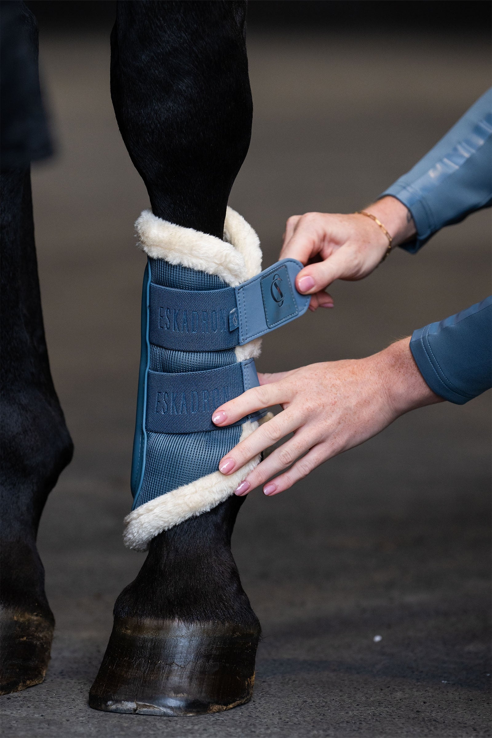 Eskadron Classic Sports SS25 Mesh Fauxfur Tendon Boots Leg & Hoof Protection