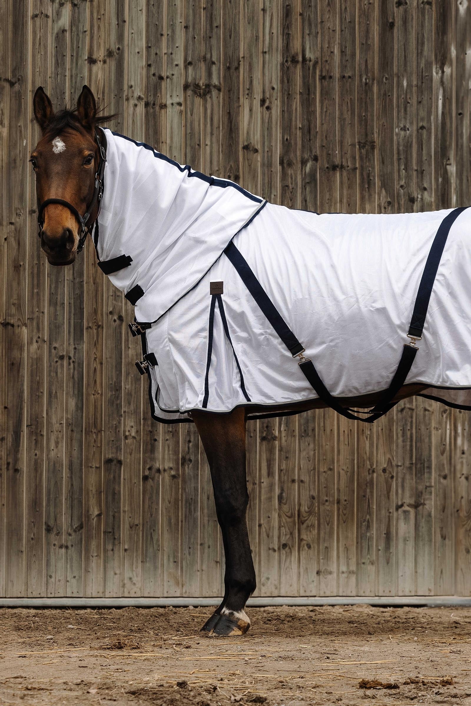 EQUITHÈME Mesh Neck Cover Horse Rugs