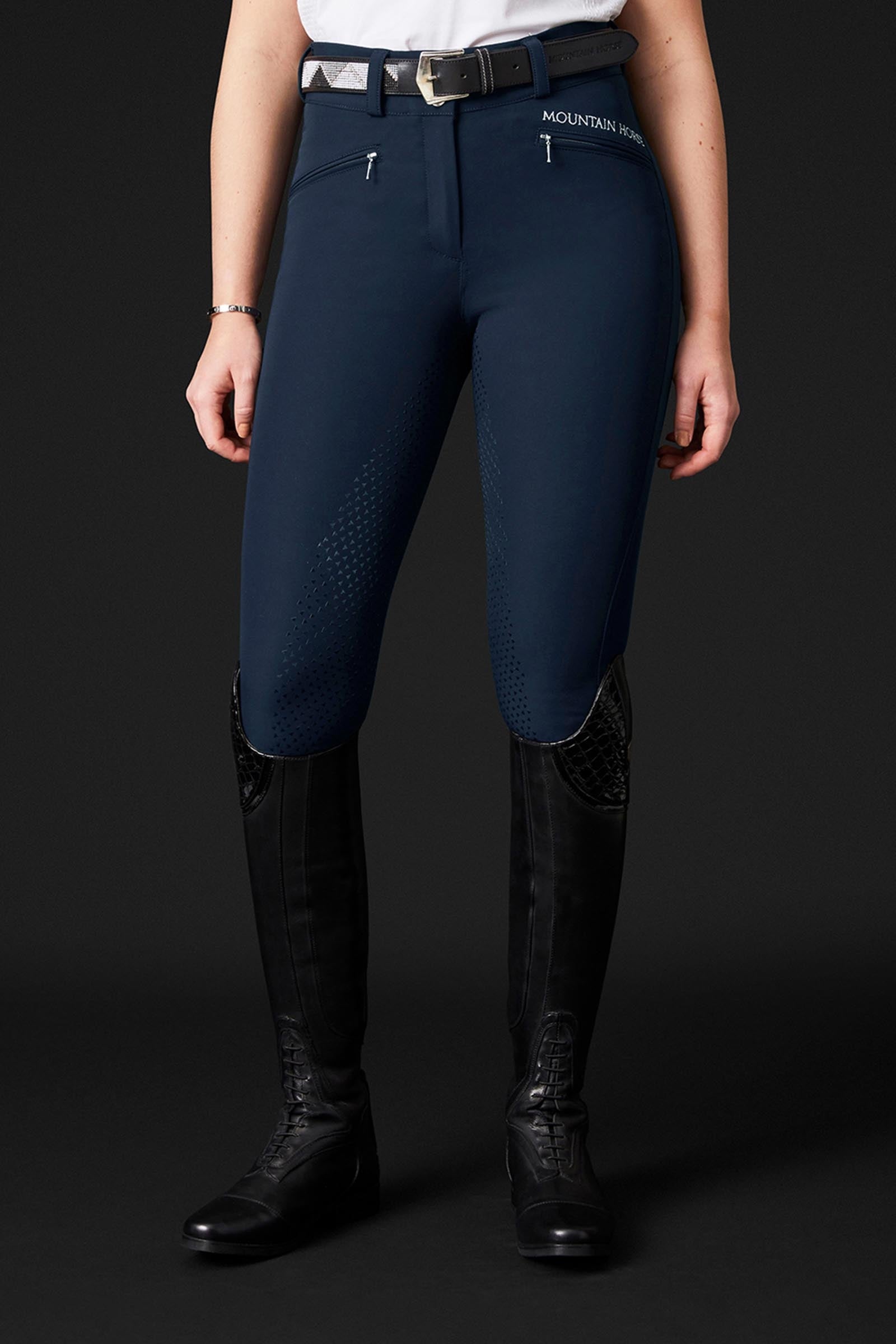 Model shot 2