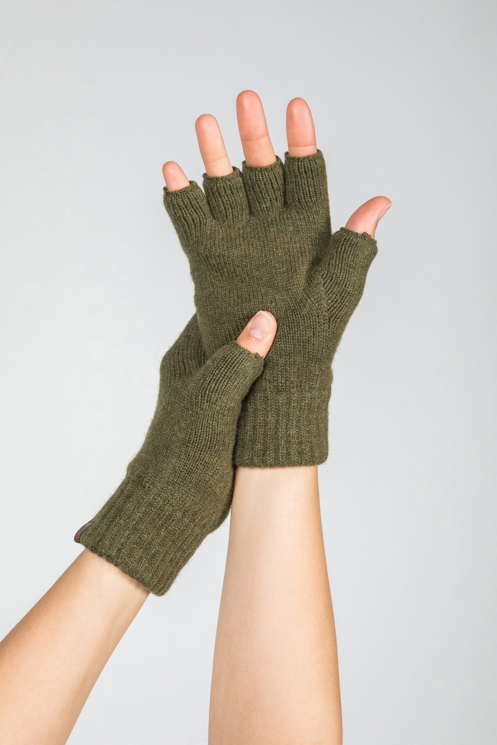 Back on Track Back On Track Half Finger Gloves Riding Gloves