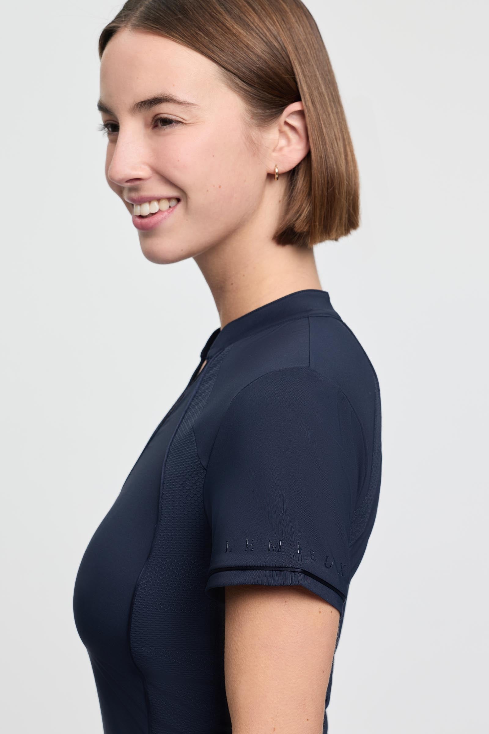 Model shot 5