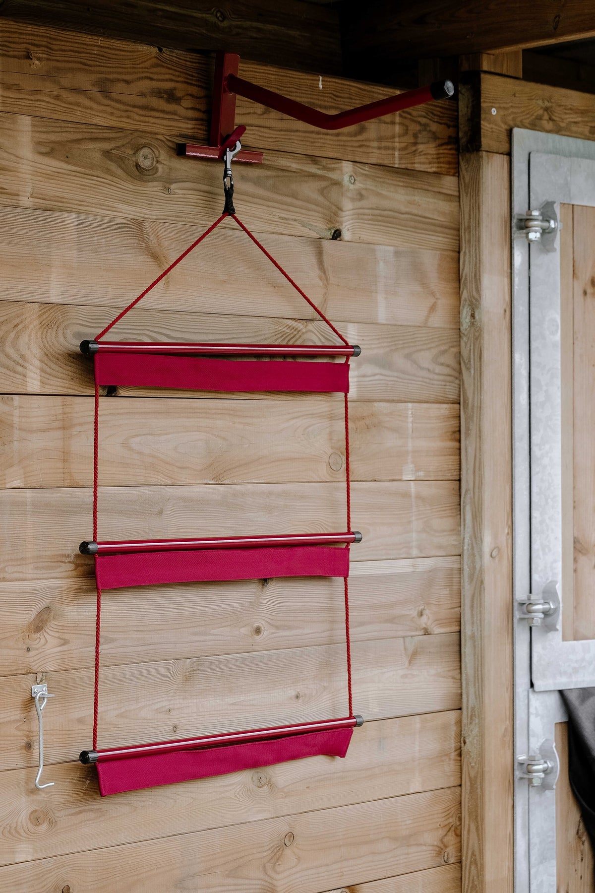 HIPPOTONIC Collapsible Blanket Rack Stable Equipment