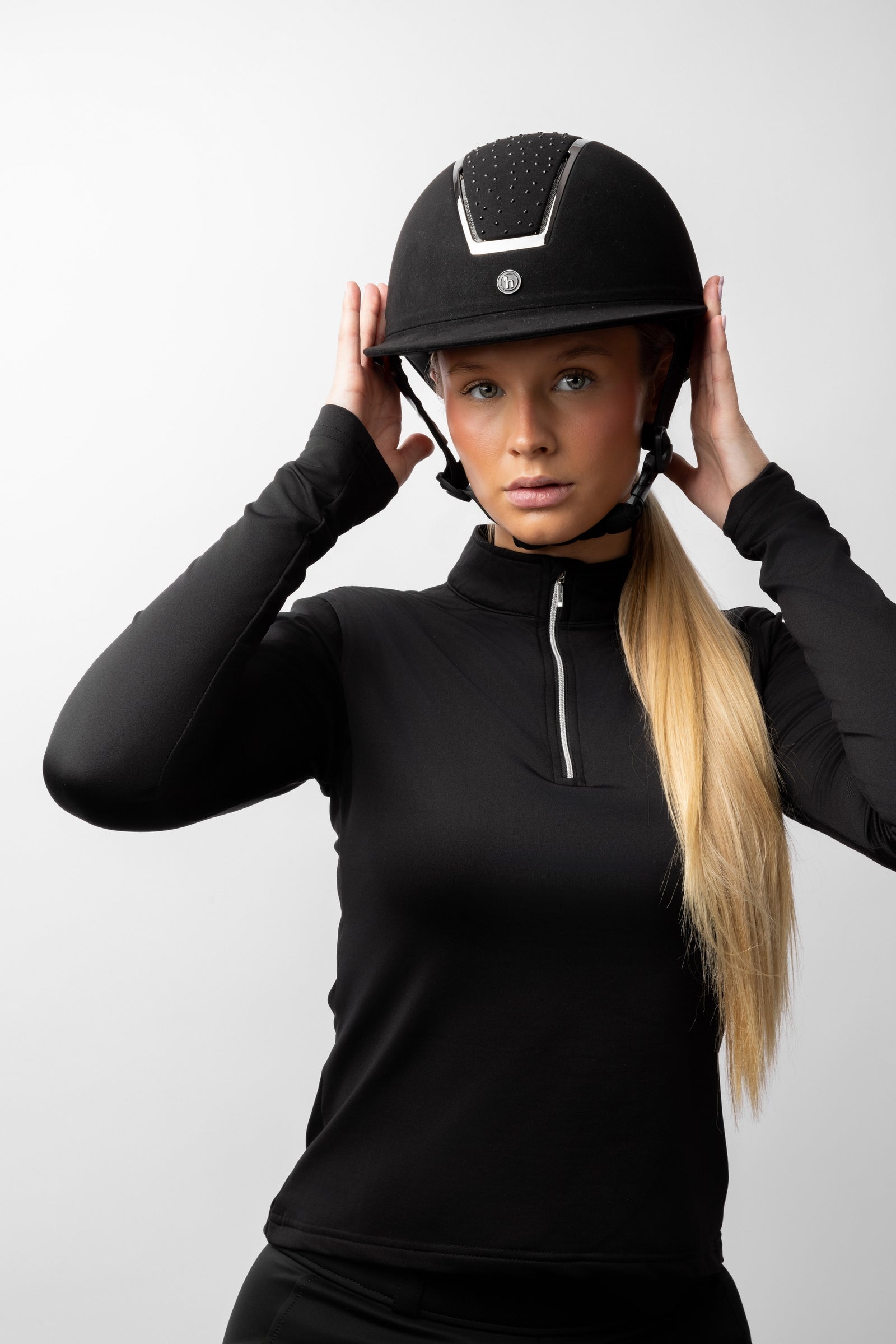 Model shot 1