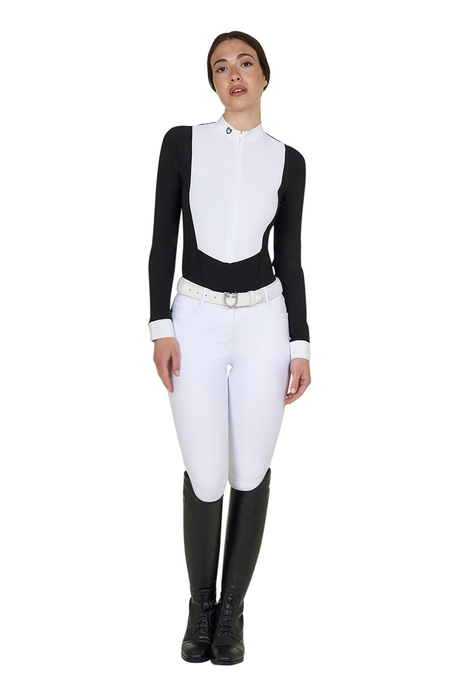 Model shot 4
